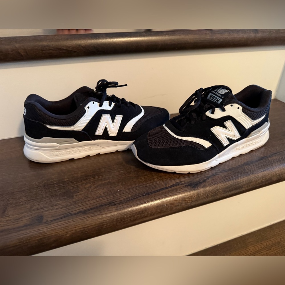 New Balance Black and White Athletic Shoes